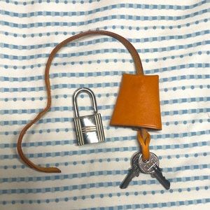 Hermes Cadena Silver Padlock & 2 Key Clochette Brown Leather USED